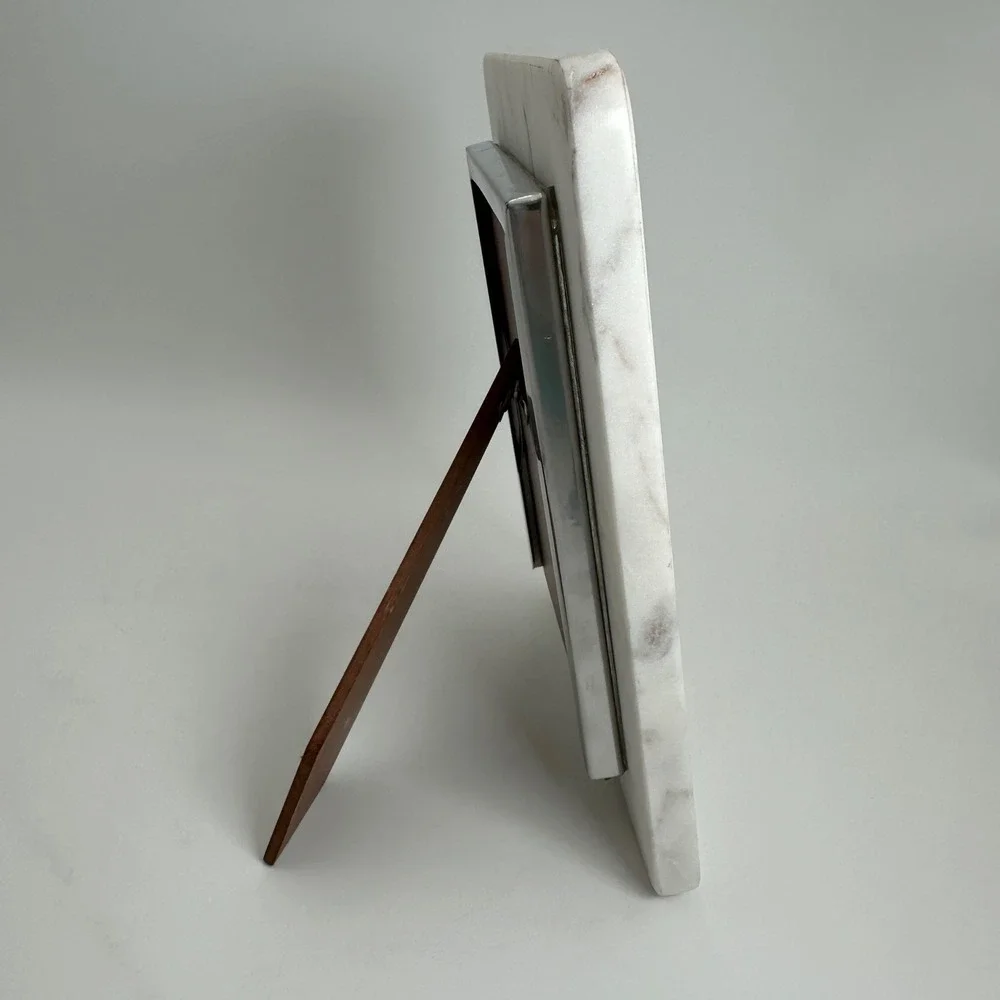 White Marble Brass 5x7 Picture Frame Modern Luxe Tabletop Kavana Decor Regency